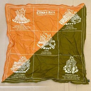 Fjallraven CAMPFIRE BANDANA Sunset Orange - Green